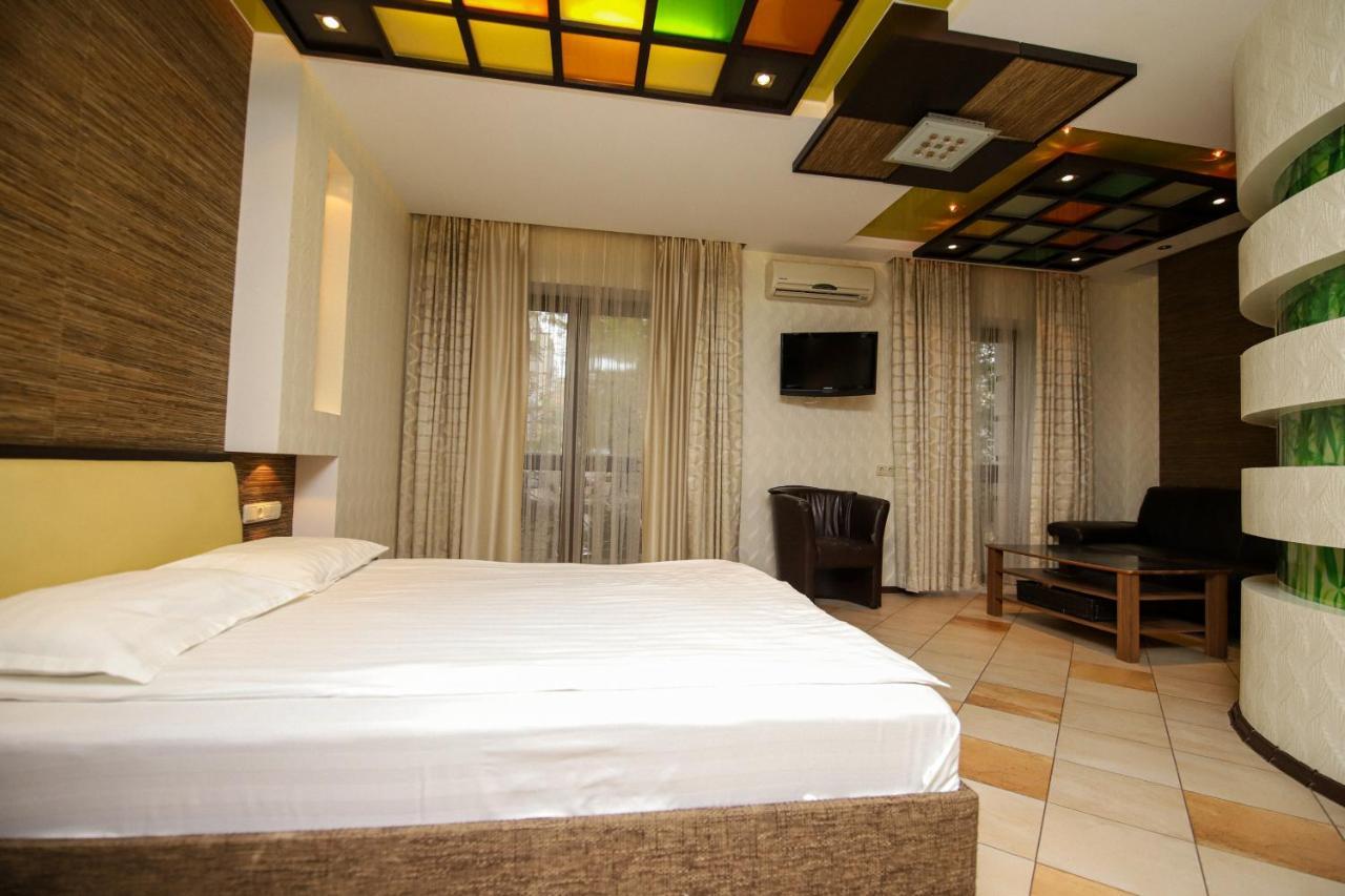 Prestige Apart-Hotel Кишинів Екстер'єр фото