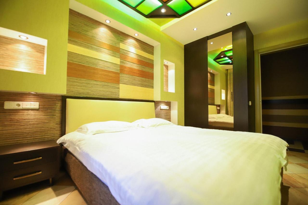 Prestige Apart-Hotel Кишинів Екстер'єр фото