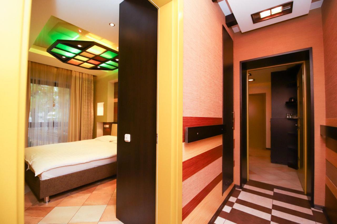 Prestige Apart-Hotel Кишинів Екстер'єр фото
