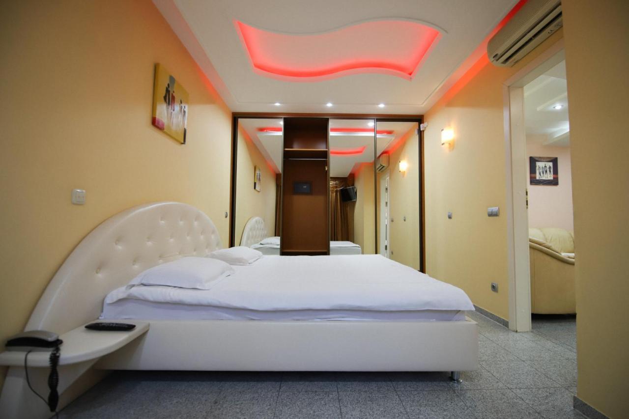Prestige Apart-Hotel Кишинів Екстер'єр фото