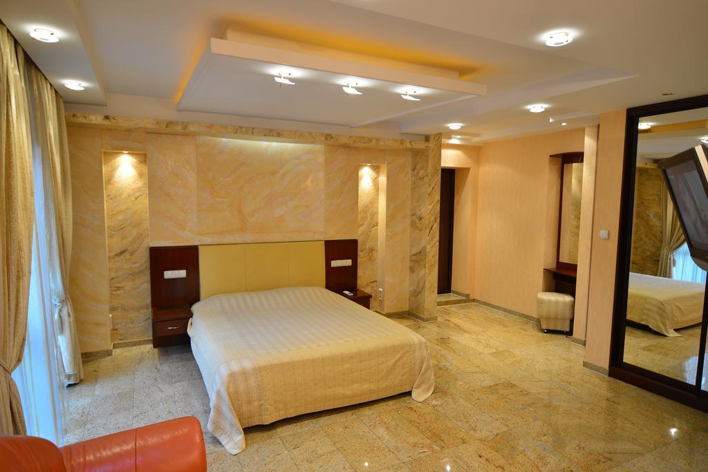 Prestige Apart-Hotel Кишинів Екстер'єр фото